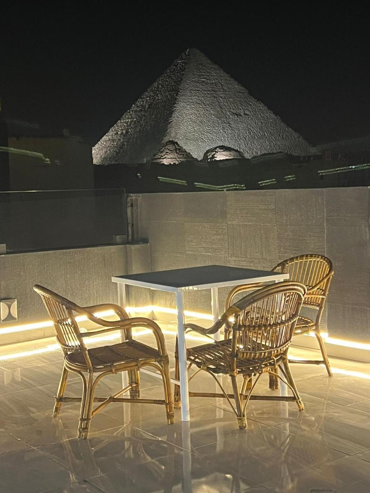 Prince Pyramids Inn Kafret el-Gabal Exteriör bild
