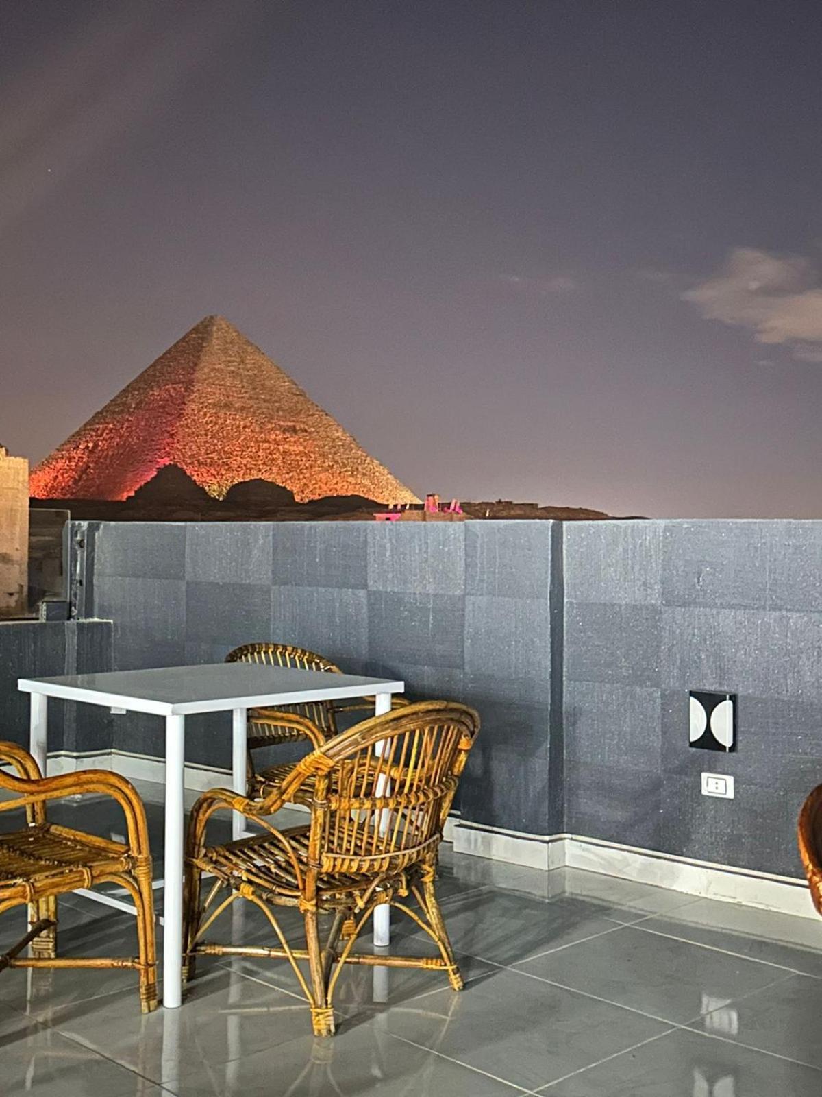Prince Pyramids Inn Kafret el-Gabal Exteriör bild